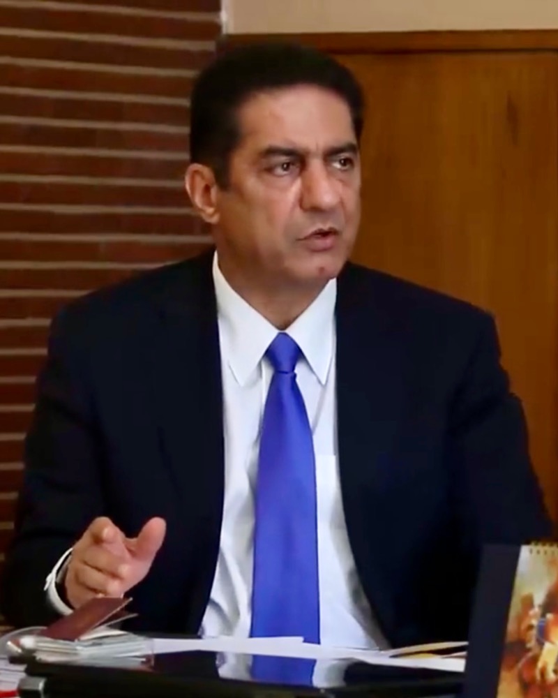 1 معرفی آرشیتکت و سازنده سید حمید صحیح النسب | Architect Hamid Sahiholnasab